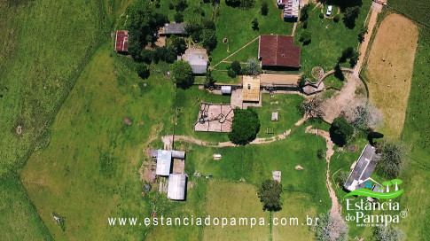 VAI ATE MANGUEIRA OVELHAS.00_06_21_26.Quadro079_ab484eac1afd5b171c778762521a1bf4ed1a0f16.jpg